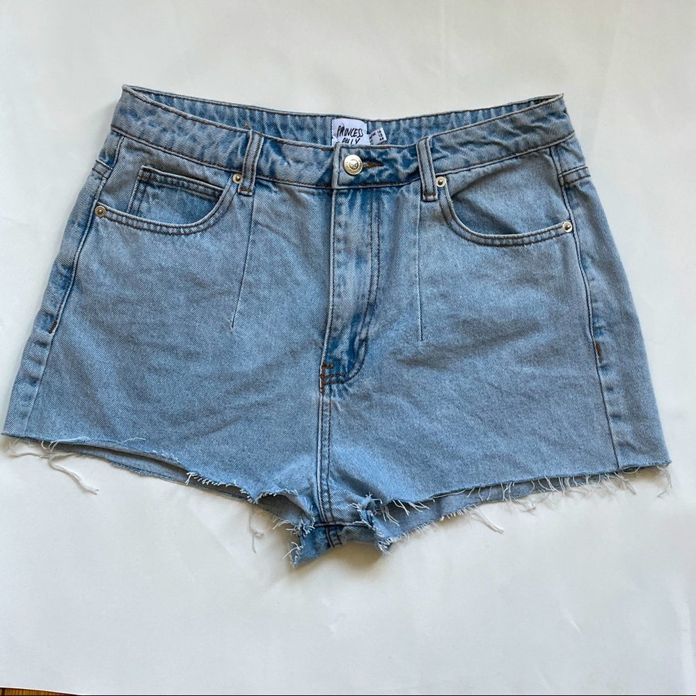 Princess Polly denim shorts Us 12